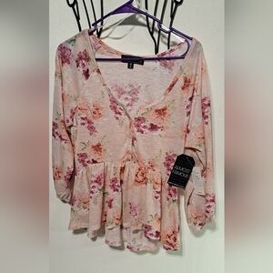 Almost Famous Pink Floral Peplum Blouse NWT. sz. M